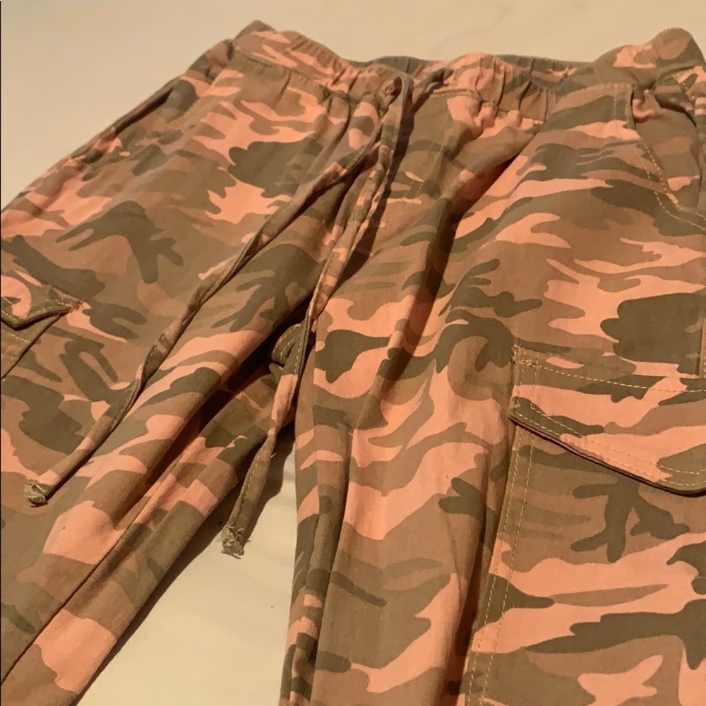 Pink camouflage pants
